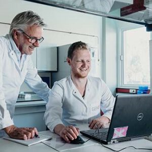 KMRengine è il nostro software altamente intuitivo per il flusso di lavoro del monitoraggio del chimerismo. KMRengine guida l'utente attraverso l'intero flusso di lavoro, dalla genotipizzazione al monitoraggio, dal primo punto temporale al punto temporale più recente del monitoraggio. Disponibile in versione RUO e IVD con marchio CE.